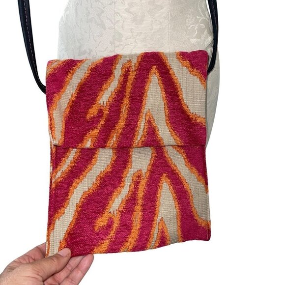 Womens Crossbody Shoulder Bag One Size Pink Orange Tapestry Flap Front Colorful - Picture 2 of 12